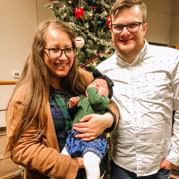 WELCOME TO MY CLOSET π - Picture 4 of 8